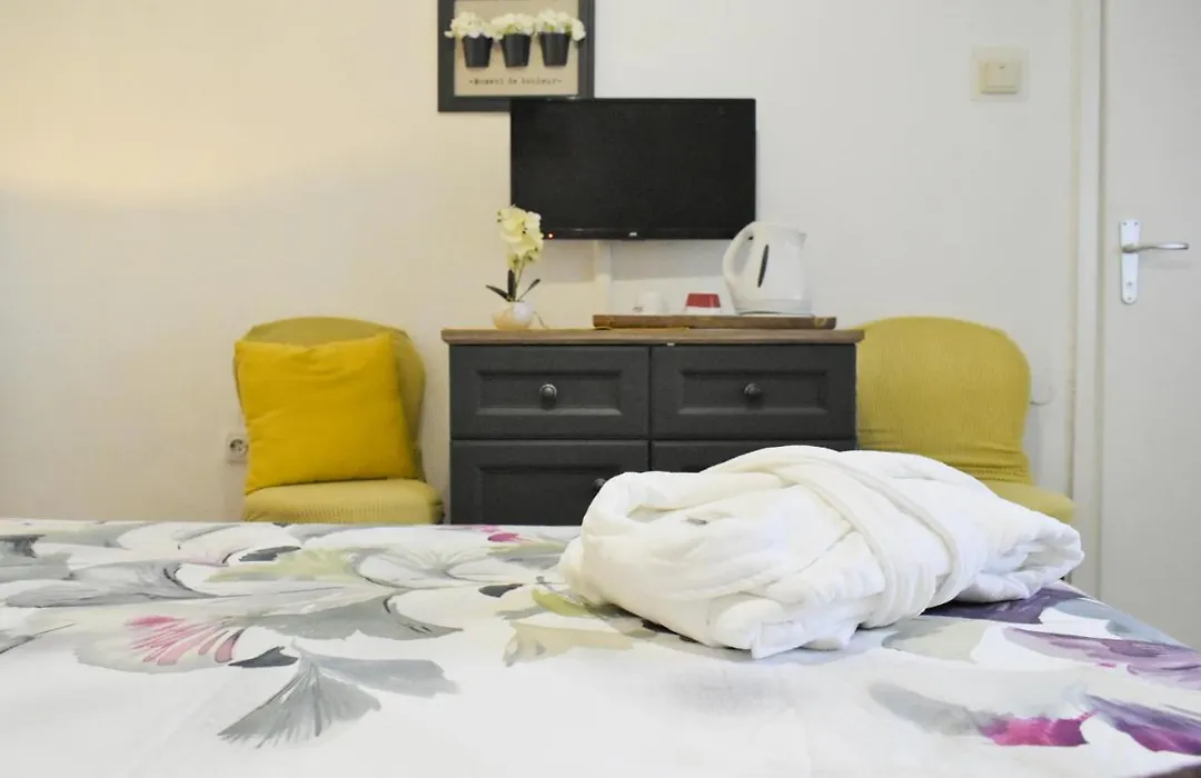 Rooms Monika-1
