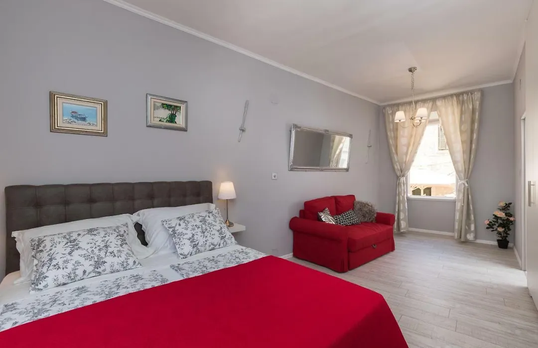 City Center Rooms-1