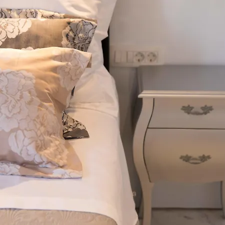 Soleil Luxury Rooms Old Town-2