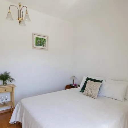 Villa Misita Elegant Seaview Rooms-2