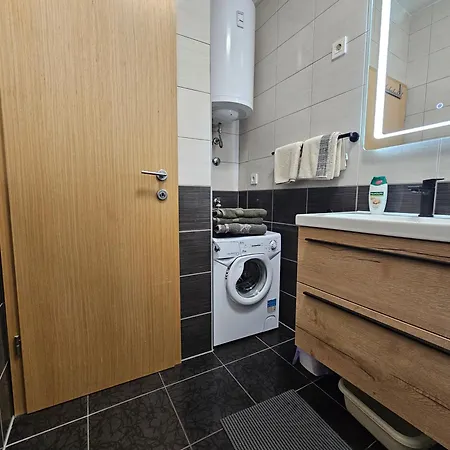 Vukosav Family Apartments And Rooms-2