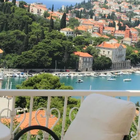 Guesthouse Victoria-3